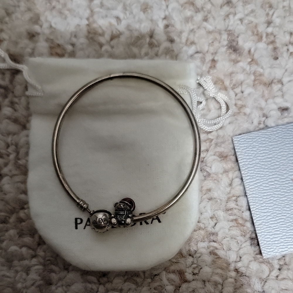 Pandora Silver Charm Bracelet with Sleek Design